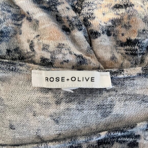 Rose + Olive Woman Gray Arty Burnout 3/4 Sleeve Stretch Pullover Top Size 3X - Picture 3 of 3